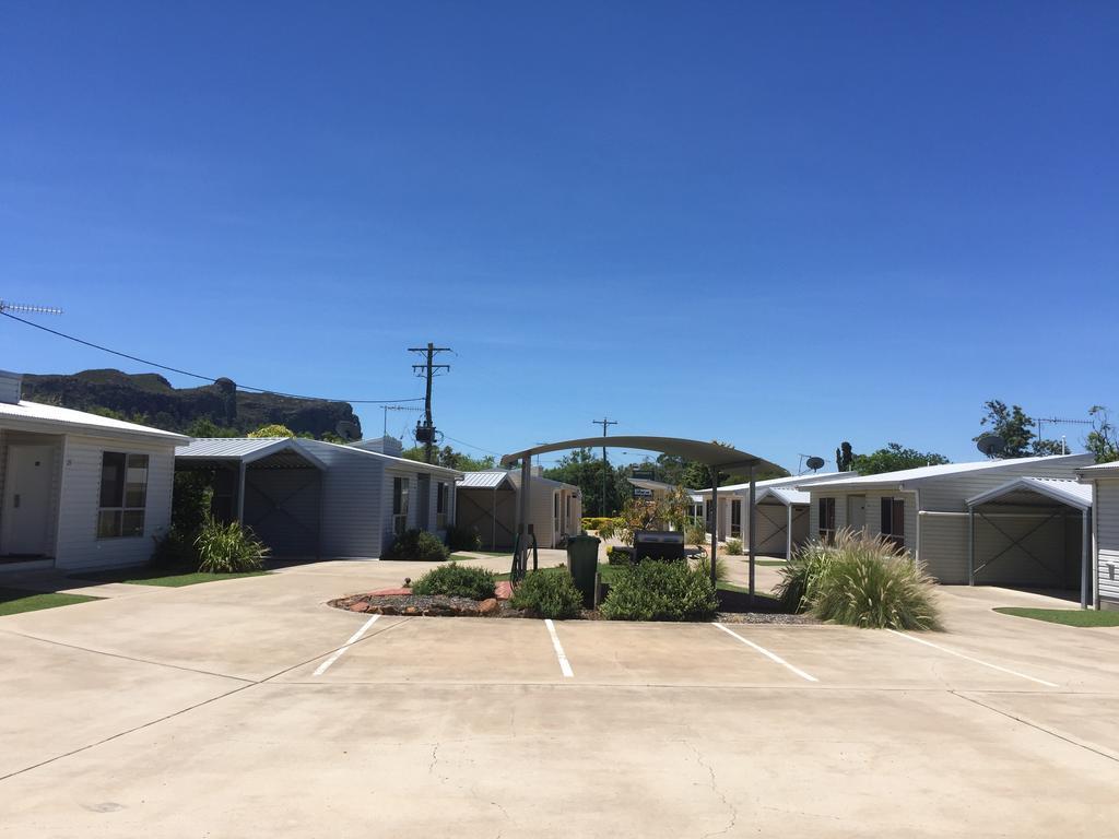 Springsure Overlander Motel מראה חיצוני תמונה